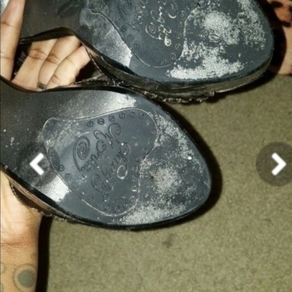 Naughty Monkey heels - Picture 4 of 5